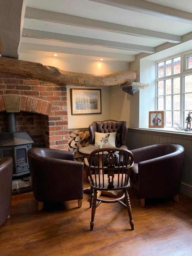 The Boot And Shoe Inn Flintham Exterior foto
